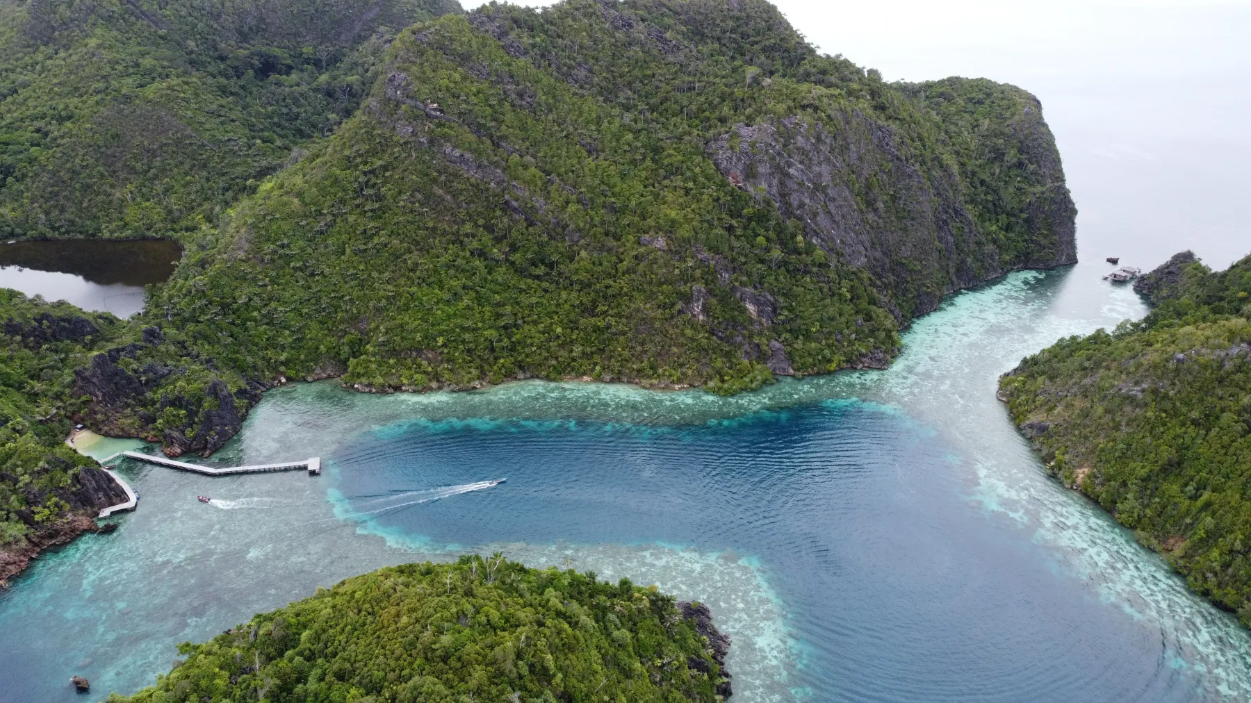 Indonézia - Raja Ampat & Triton Bay - 2024